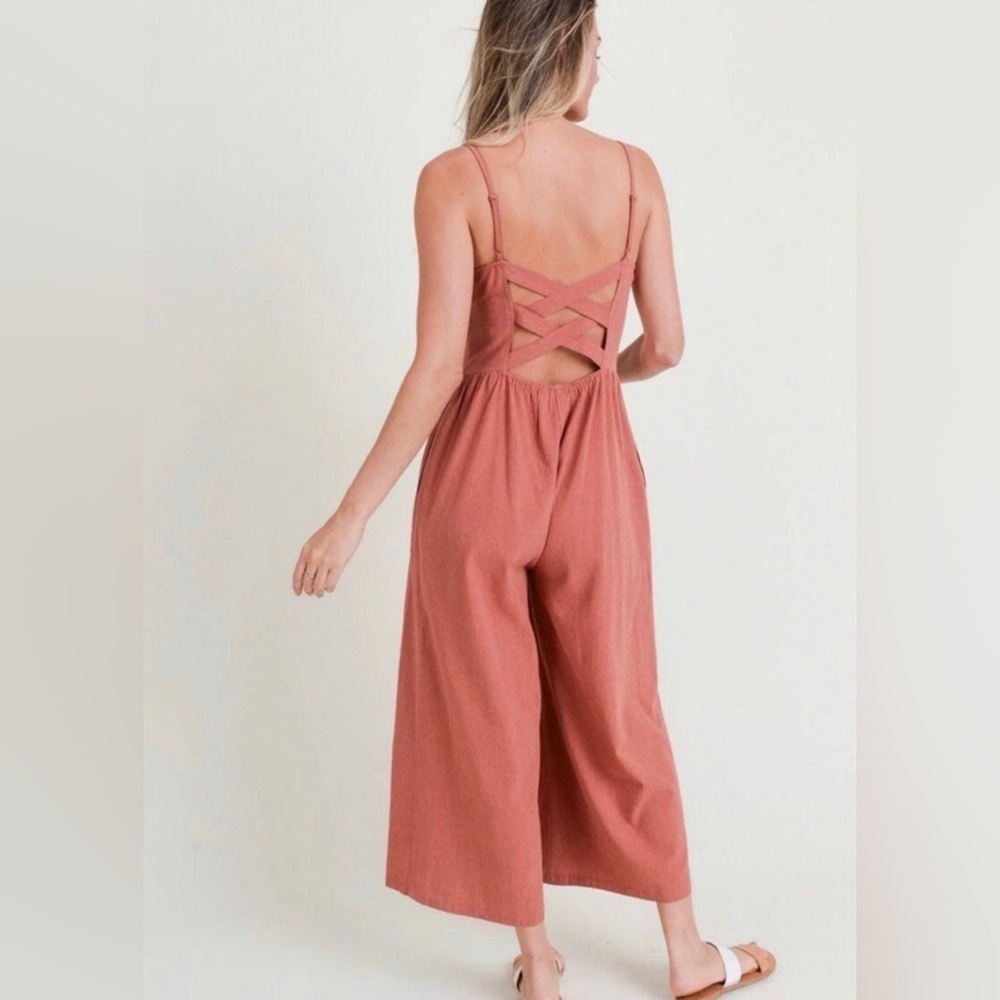 Doe & Rae NWT Red romper size medium and small - Picture 5 of 7